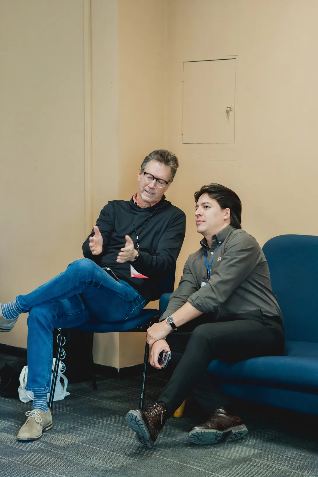 Mentor y emprendedor conversando